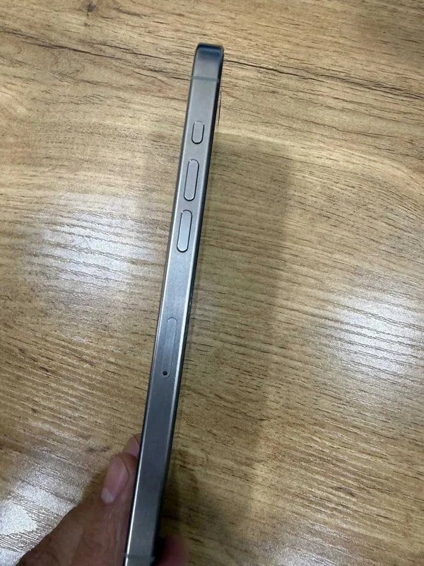 СРОЧНО !! Продается телефон в Яшнабаде Iphone 15 Pro Max 1 TB — фото 2