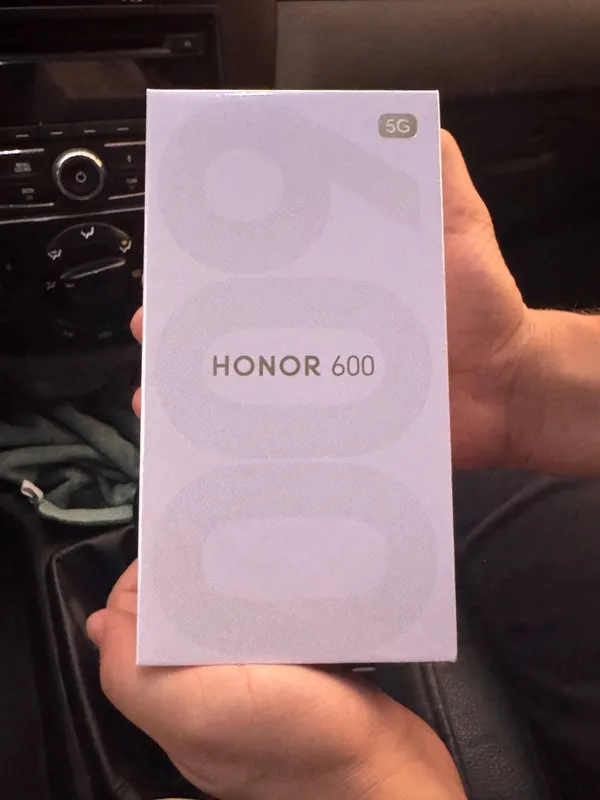 Honor 600 16/256 GB black yani 1- kafolat