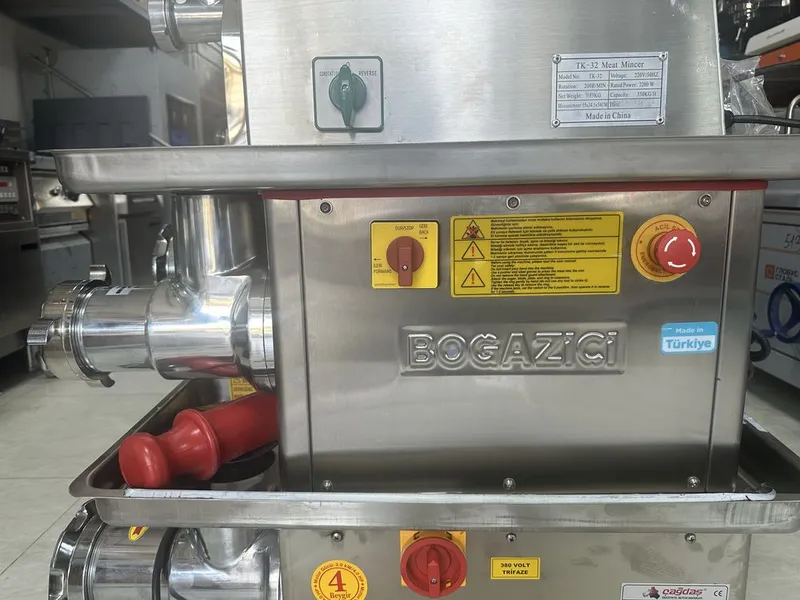 Мясорубка Myasorubka 32 tali 220 va 380 volt 1