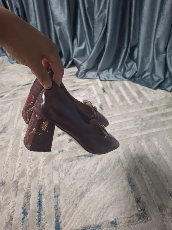 Продаются вещи, обувь 40. Одежда 52 54 2
