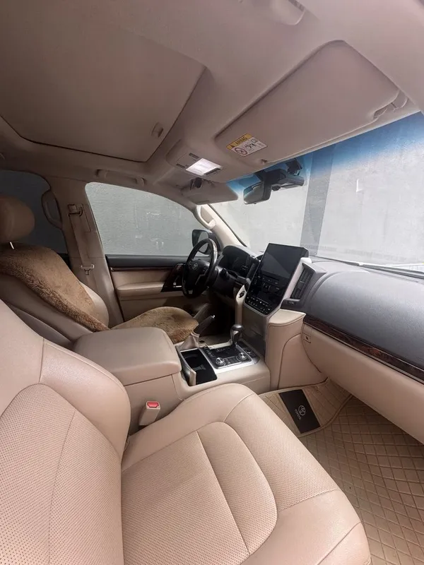 Toyota land cruiser 200 год 2019 — фото 3