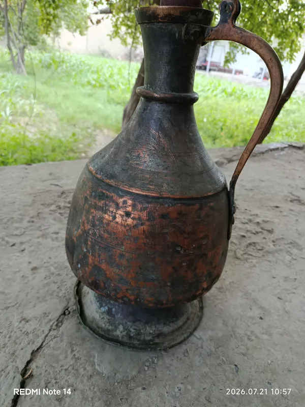Mis koʼza sotiladi tarixiy obidalar xolati oʻrta narxi 1 mln 2 yuz Mis koʼza sotiladi tarixiy obidalar xolati oʻrta narxi 1 mln 2 yuz