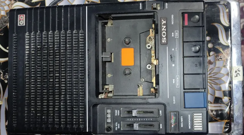 Касетний магнитофон Sony TC 76 2