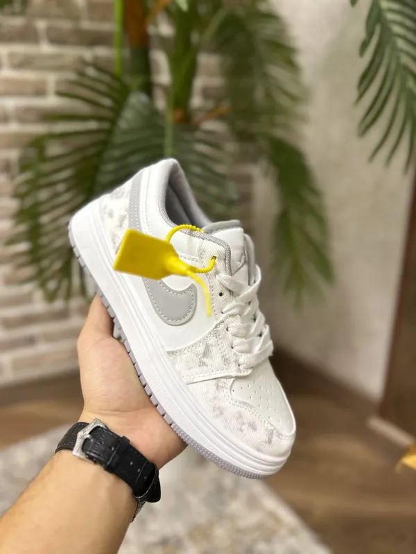 Кроссовки Nike Jordan 4 Кроссовки Nike Jordan 4