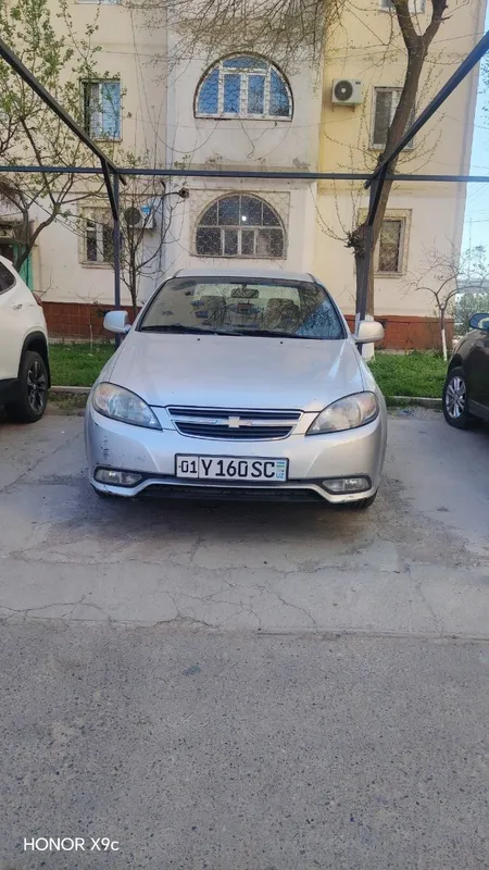 Срочно продаётся Gentra 1 Срочно продаётся Gentra 1