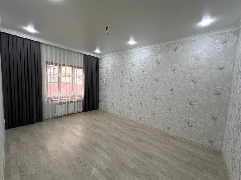 Продаётся дом в поселке Салар 2
