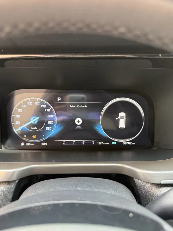 Продаётся Kia Sorento 2023 чёрная 3,5 мотор 6 Продаётся Kia Sorento 2023 чёрная 3,5 мотор 6