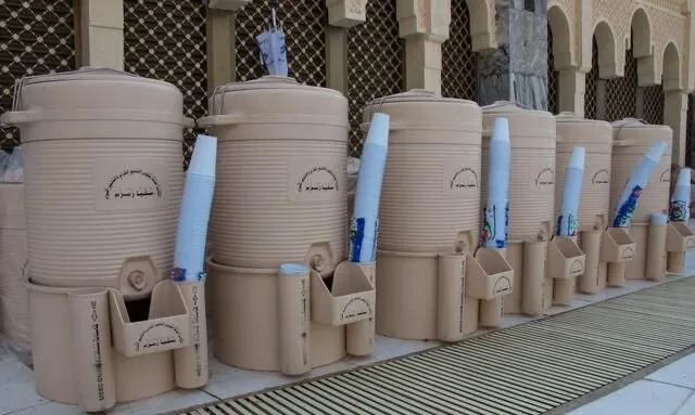 Zam Zam Orginal Dispanser (zamzam suv idishu) Masjid ul Haram 2 Zam Zam Orginal Dispanser (zamzam suv idishu) Masjid ul Haram 2