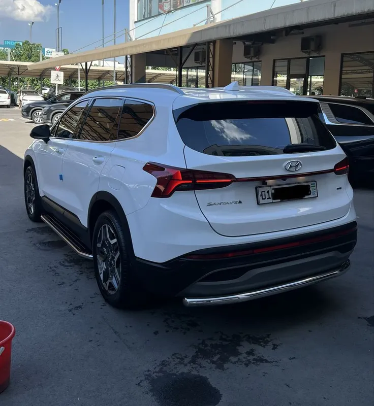 Hyundai santafe 2021 2.5mator oq rang 4 Hyundai santafe 2021 2.5mator oq rang 4