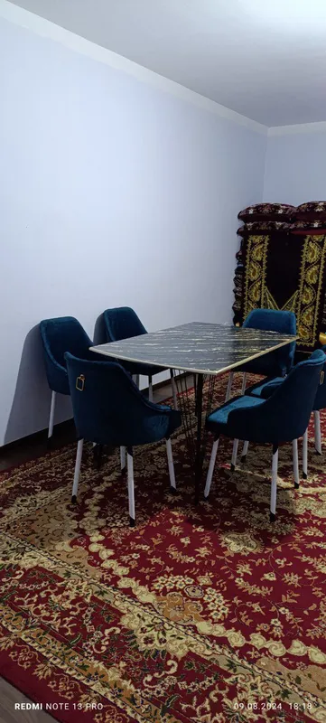 oshxona stoli sotiladi
