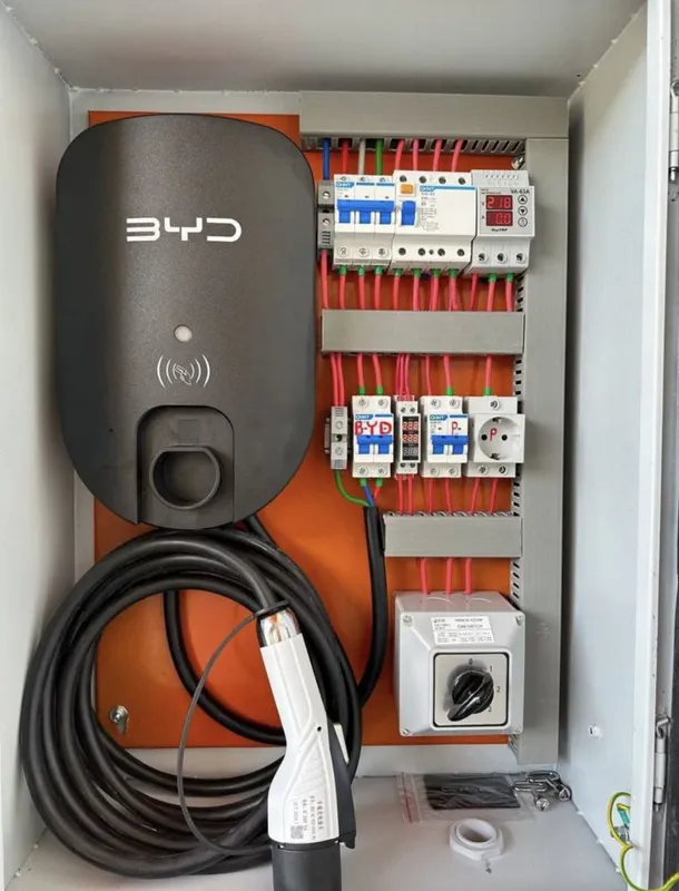 Elektro mobil zaryatka ustanofka 2