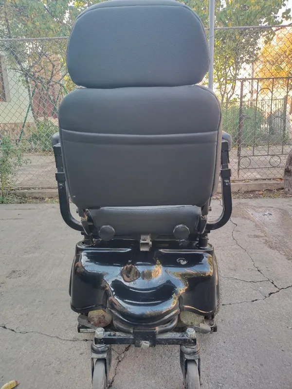 invakar opromto m6 8