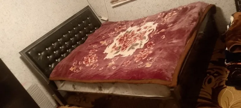 Yotoqxona mebel divan va shkaf