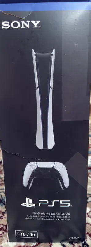 PlayStation 5 slim 1