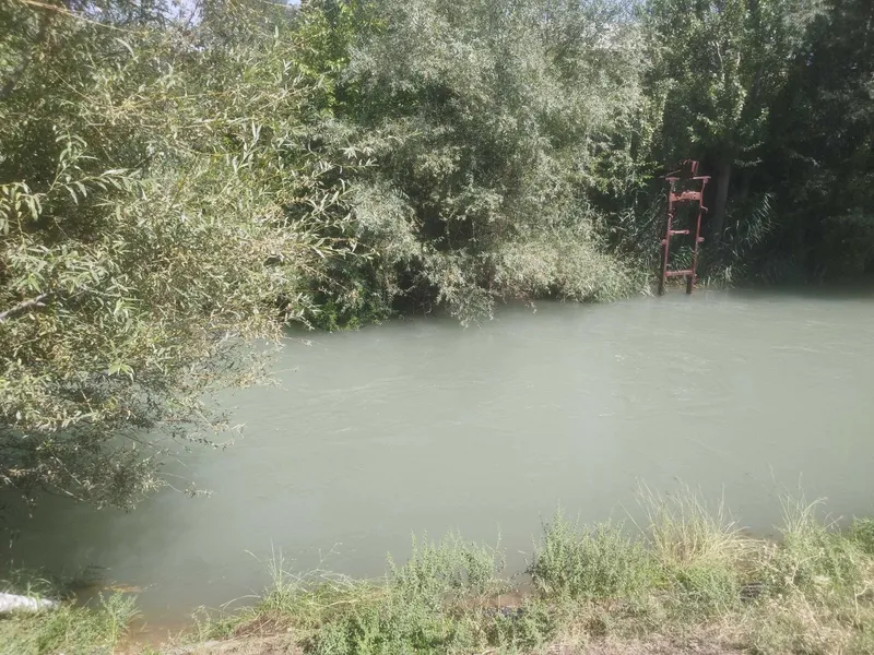 Uy sotiladi, Yuqorichirchiq, Yangibozor, Kavardan, kanal bo'yida 7