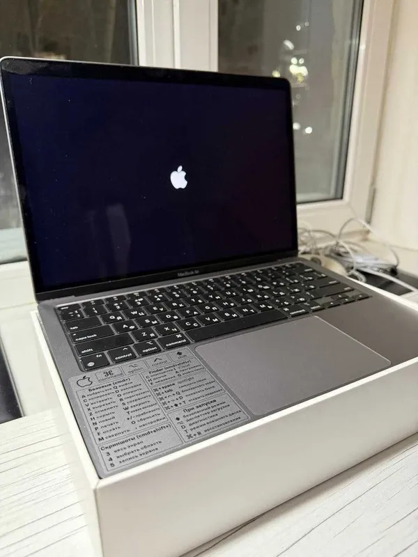 Macbook notebook 4