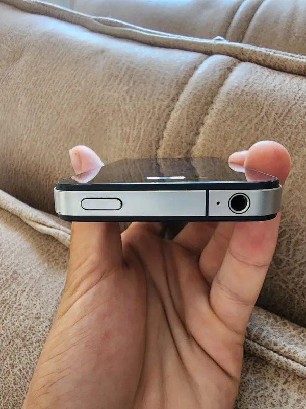 Apple iPhone 4 (GSM versiyasi) 6
