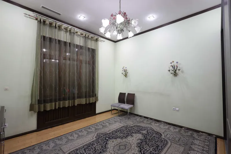 Продаю дом профессорский городок 8