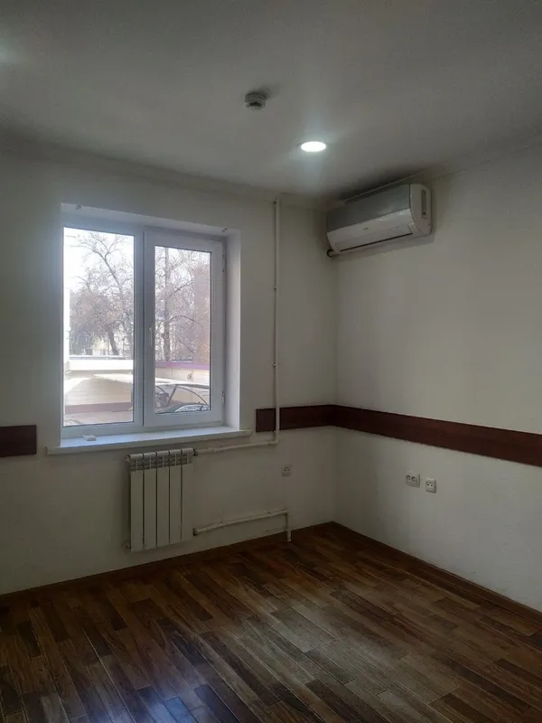 Офисы разной площади 15, 18, 35, 65 м2 по ул.Гагарина — фото 3 Офисы разной площади 15, 18, 35, 65 м2 по ул.Гагарина — фото 3