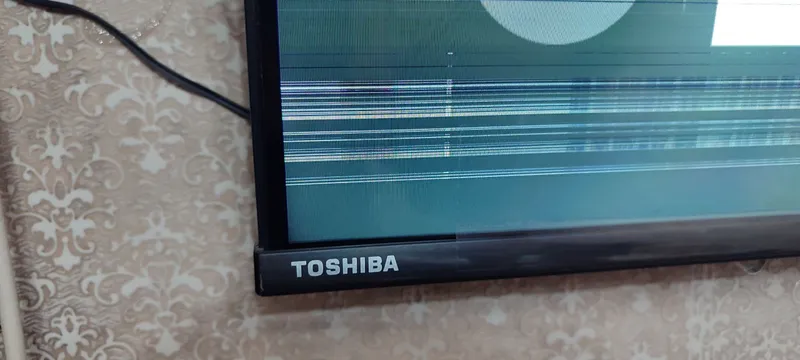 Оригинальный телевизор Toshiba 3