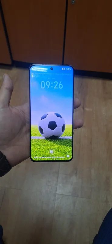 Honor 90. 8/256 Gb 1