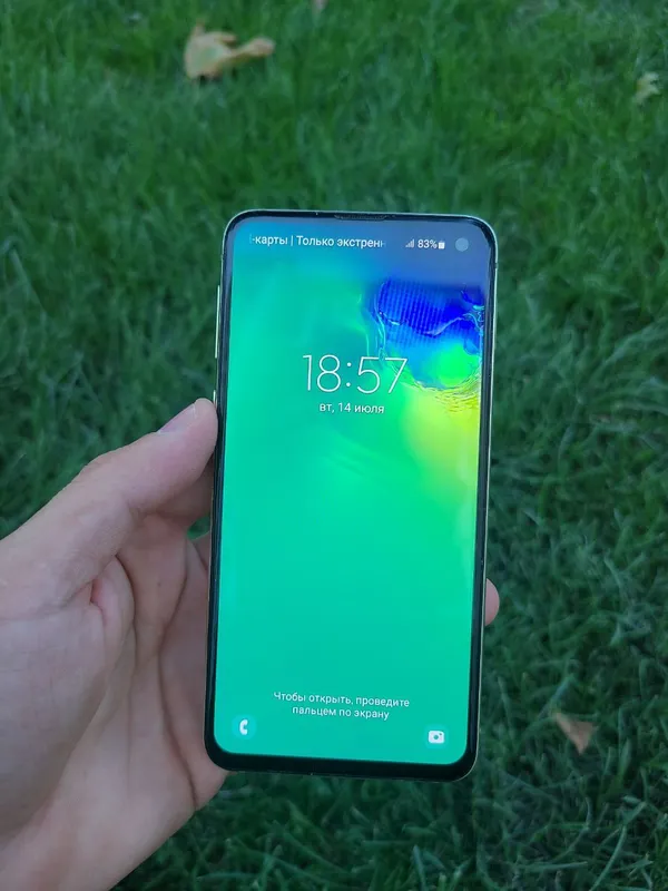 samsung s10e 6/128GB 2 samsung s10e 6/128GB 2