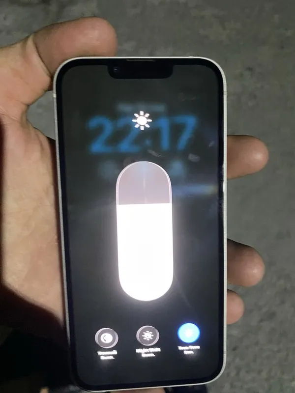 IPhon 13sotiladi narxni telda gaplawamiz 4 IPhon 13sotiladi narxni telda gaplawamiz 4