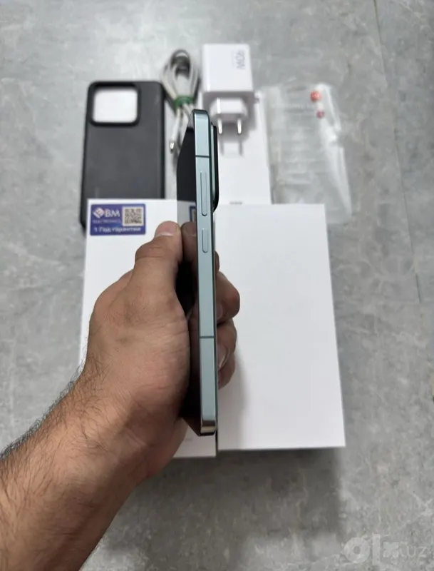 Xiaomi 14 12/512 4 Xiaomi 14 12/512 4