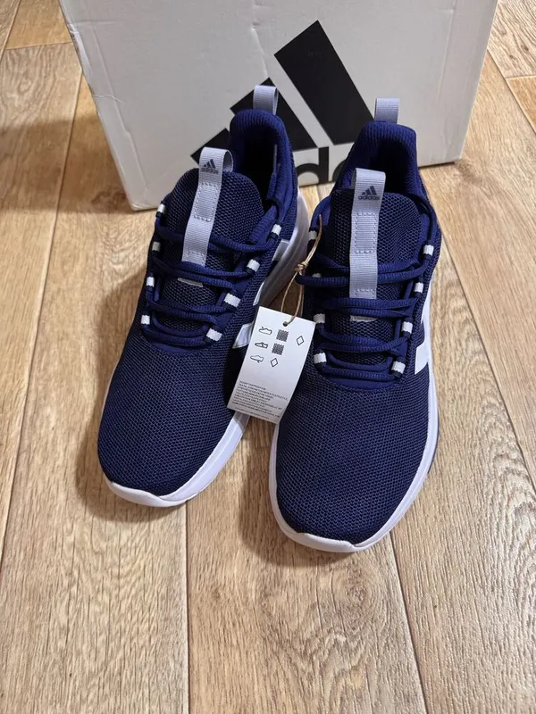 Мужские кроссовки adidas — фото 1