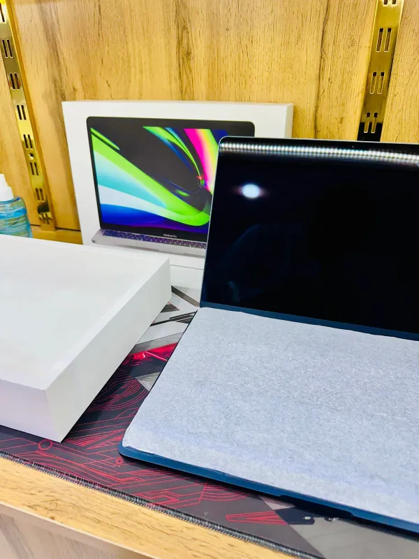 MacBook Air M2 13.6" — Midnight | 16GB / 1TB — фото 2