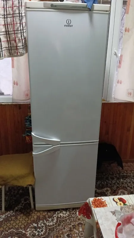 Продается холодильник indesit — фото 2