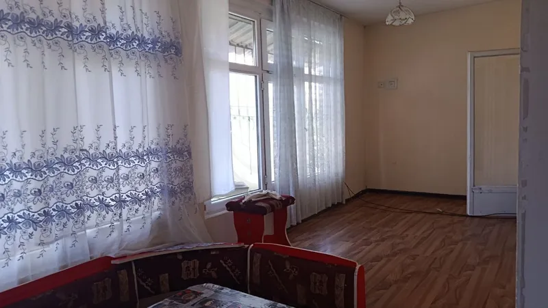 арендага квартиралар бушади 3хона 350$