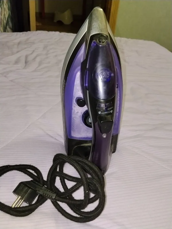 Продаю утюг HALEY 2600W Пользовались 4–5 месяцев Состояние хорошее, ра 3 Продаю утюг HALEY 2600W Пользовались 4–5 месяцев Состояние хорошее, ра 3