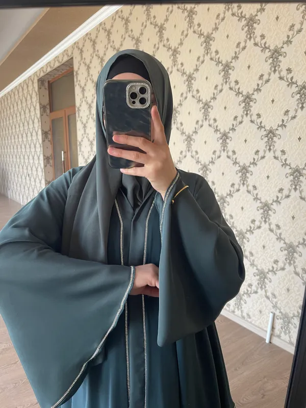 Женская Абая