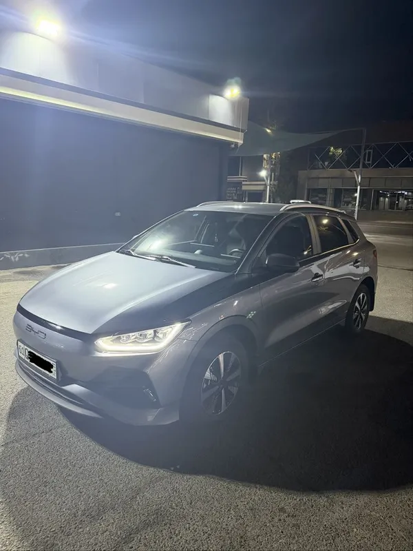 Byd e2 luxure 2023 yil 3