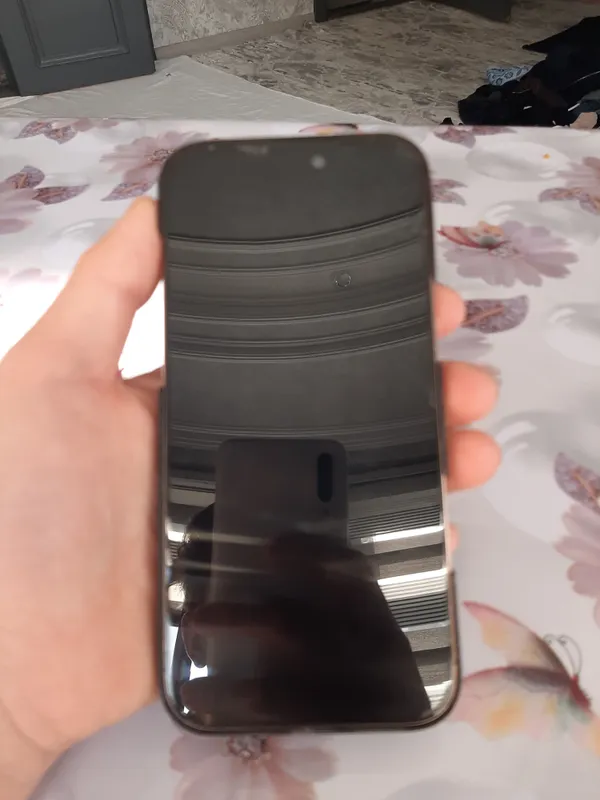iPhone 16 Pro Max 1 iPhone 16 Pro Max 1