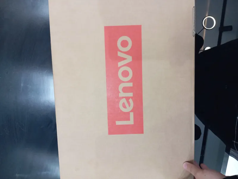 Lenovo IdeaPad Slim 3 15IRH10  RAM 16G