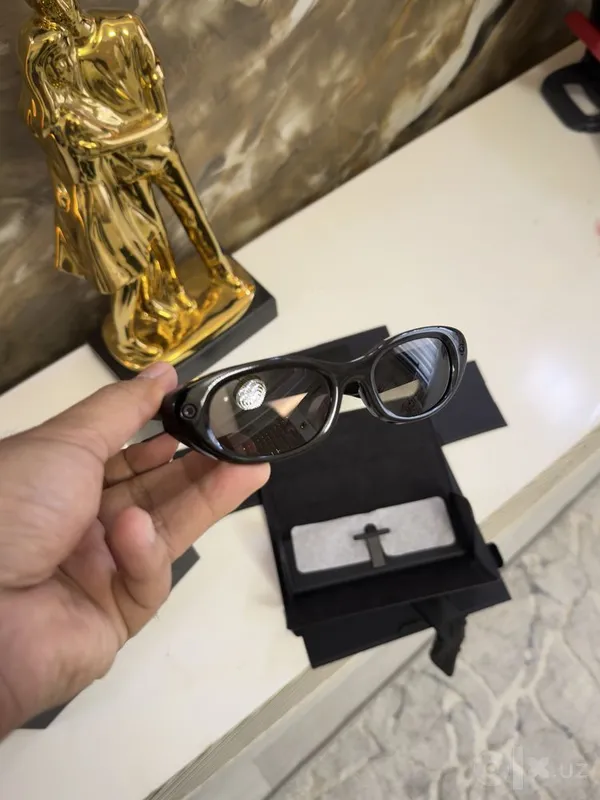 Meta kylie black 4 Meta kylie black 4
