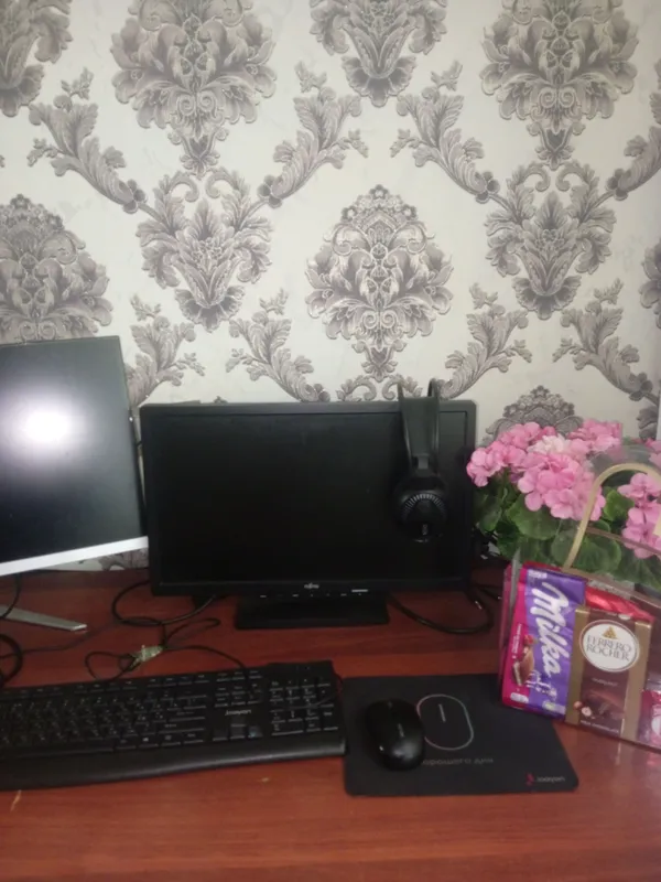 ofis va yengil oyinlar uchun kompyuter
