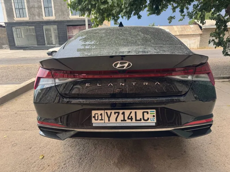 Hunday Elantra 1.6 mator 4 Hunday Elantra 1.6 mator 4