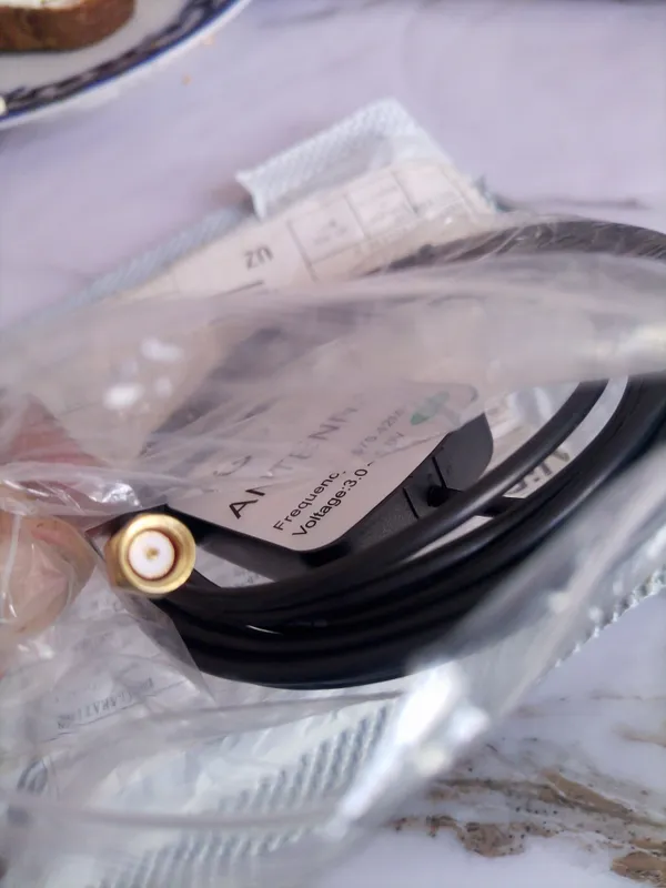 uzunligi 3m,SMA.gps antenna 3.0 -5.0 V 2
