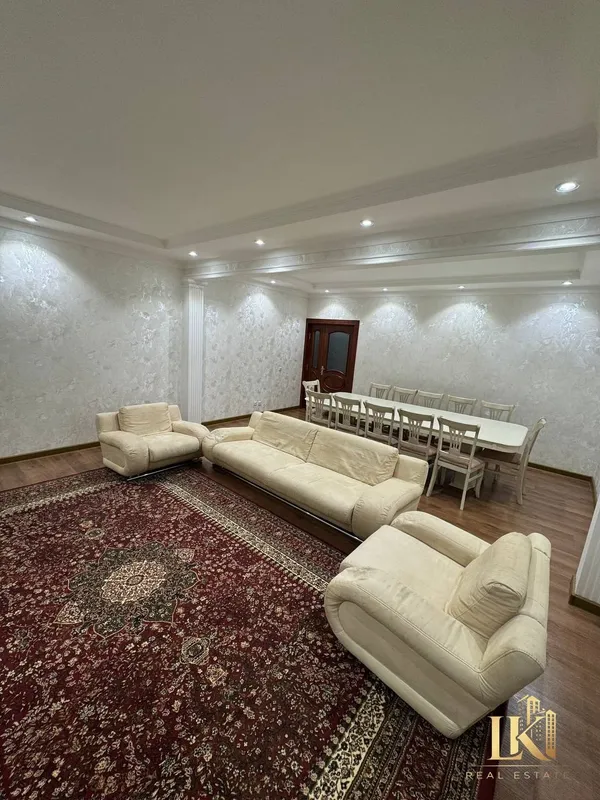 4-комнатная квартира 153 м², 4/9, ЖК «Банковский Дом» (Мирабадский район)