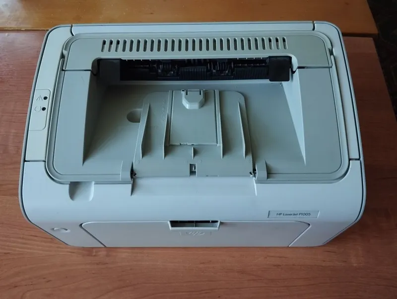 Принтер HP p1005 2