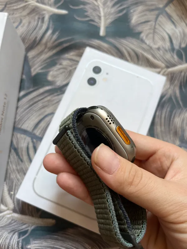 Часы iPhone 2 Часы iPhone 2