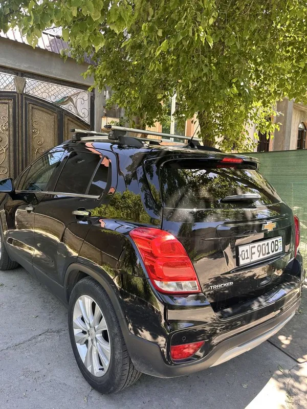 Chevrolet Tracker sotiladi TOZA — фото 1