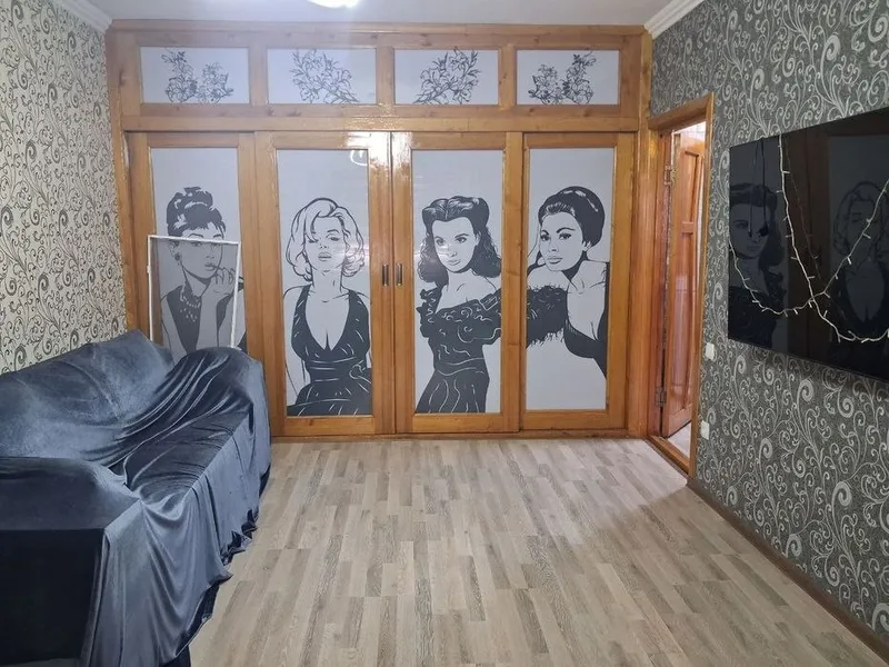 2-комнатная квартира, 45 м², 2/4 этаж (вторичка), Юнусабад 18, метро Туркестан 1 2-комнатная квартира, 45 м², 2/4 этаж (вторичка), Юнусабад 18, метро Туркестан 1