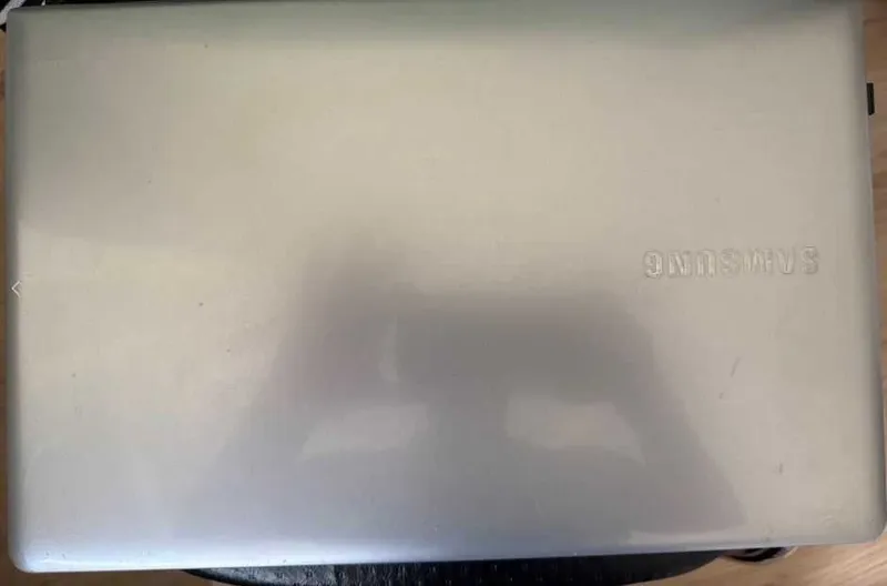 Noutbook Samsung CORE I3 100$ — фото 4