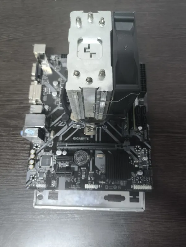 Gigabyte H310+i5 9500+16Gb — фото 3