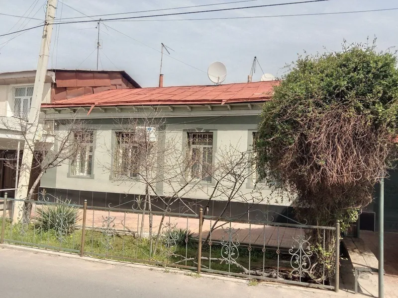Xovli sotiladi, uchtepa tumani möljal 22 oilaviy poleklineka