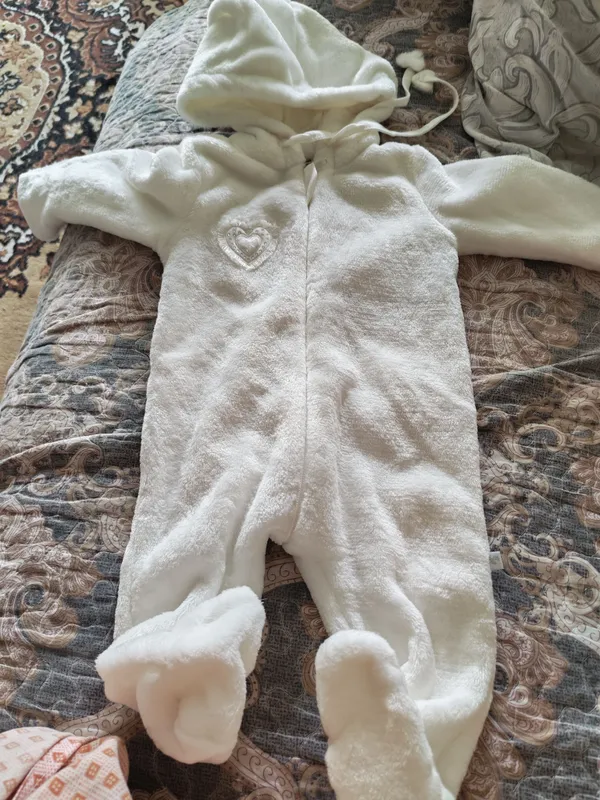 продам комбезик в отличном состояние